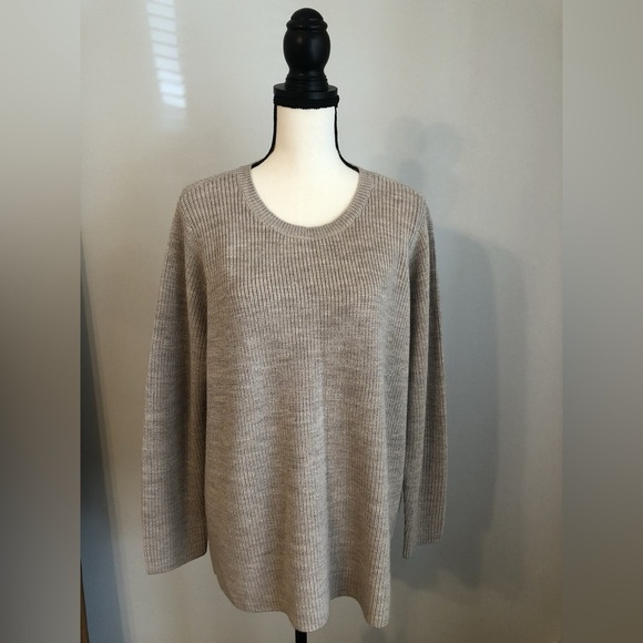 Eileen Fisher 100% Extra Fine Merino Wool Sand Beige Pullover Sweater Sz XS - Picture 1 of 5